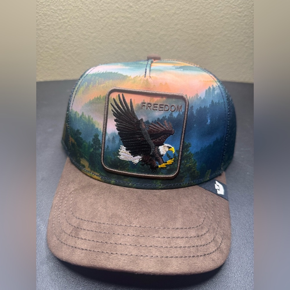 Goorin Bros. Freedom Eagle Scenic Trucker Hat – Brown – NWT